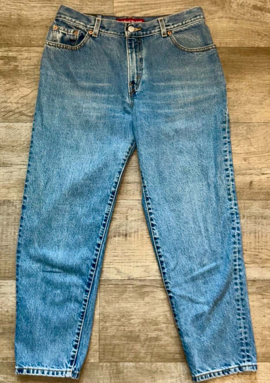 Levi's 550 Classic Relaxed Fit Tapered Leg Jeans